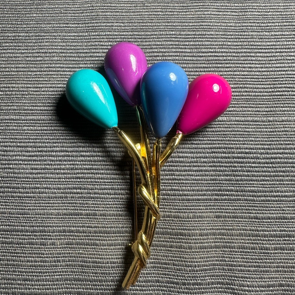 4  Balloons Brooch